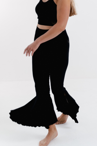 Go with the Flow Leggings- Black