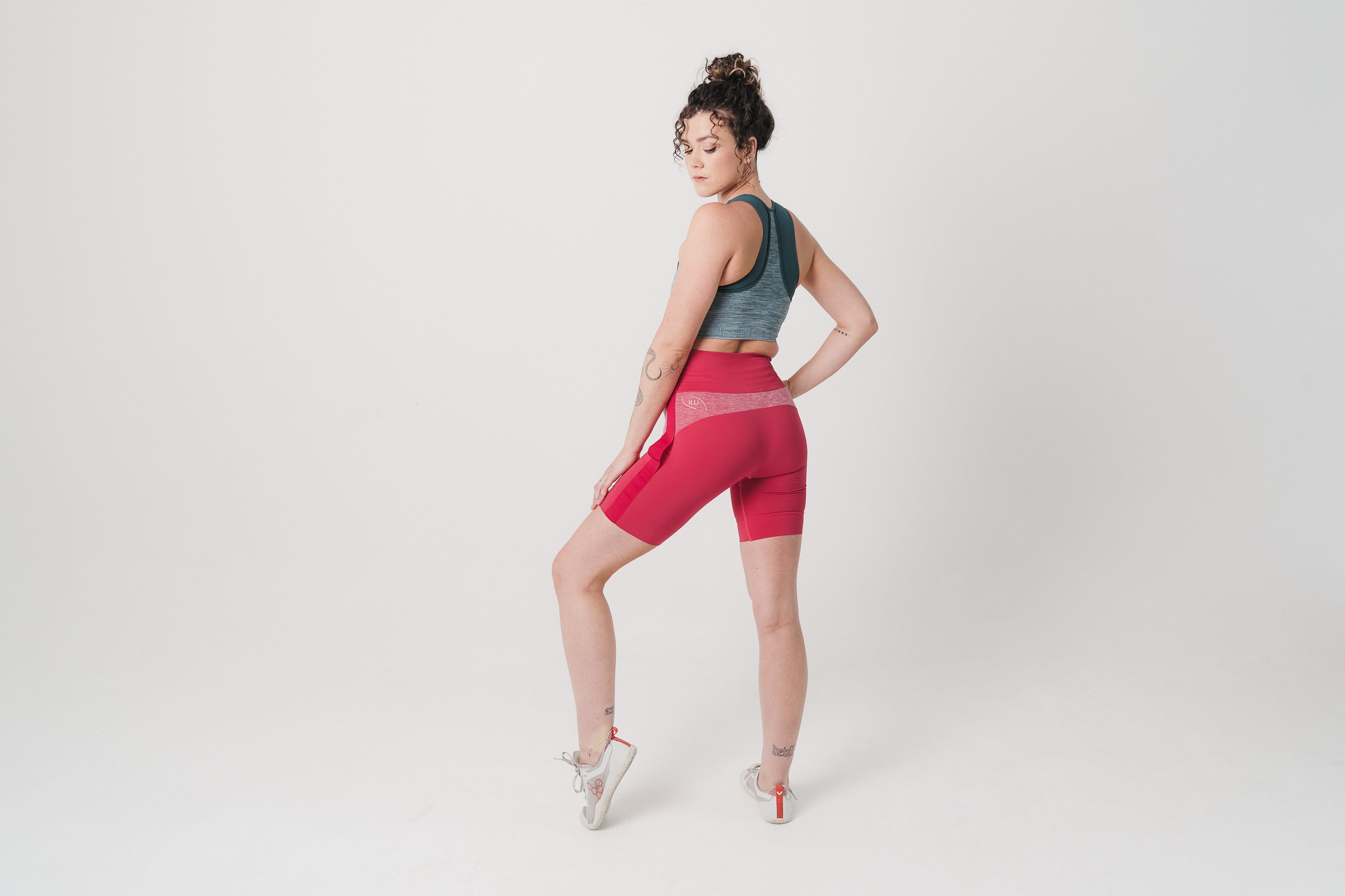 Adaptive Dream Spin Shorts - Ruby Pink