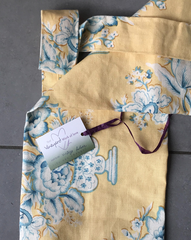 Nostalgic yellow yoga mat bag strap detail
